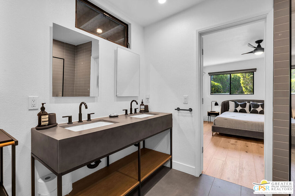 Movie Colony East - Residential