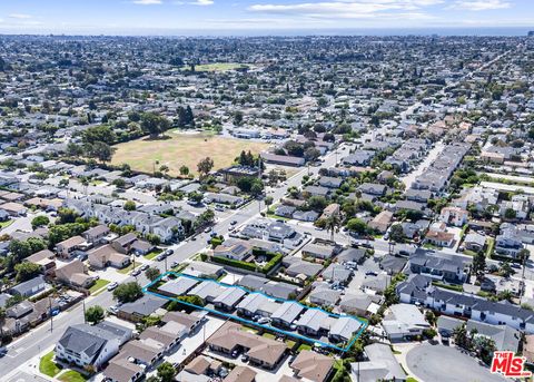 Photo of 2383 Orange Avenue, Costa Mesa, CA 92627 (MLS # 25605429) Photo of 2383 Orange Avenue, Costa Mesa, CA 92627 (MLS # 25605429)