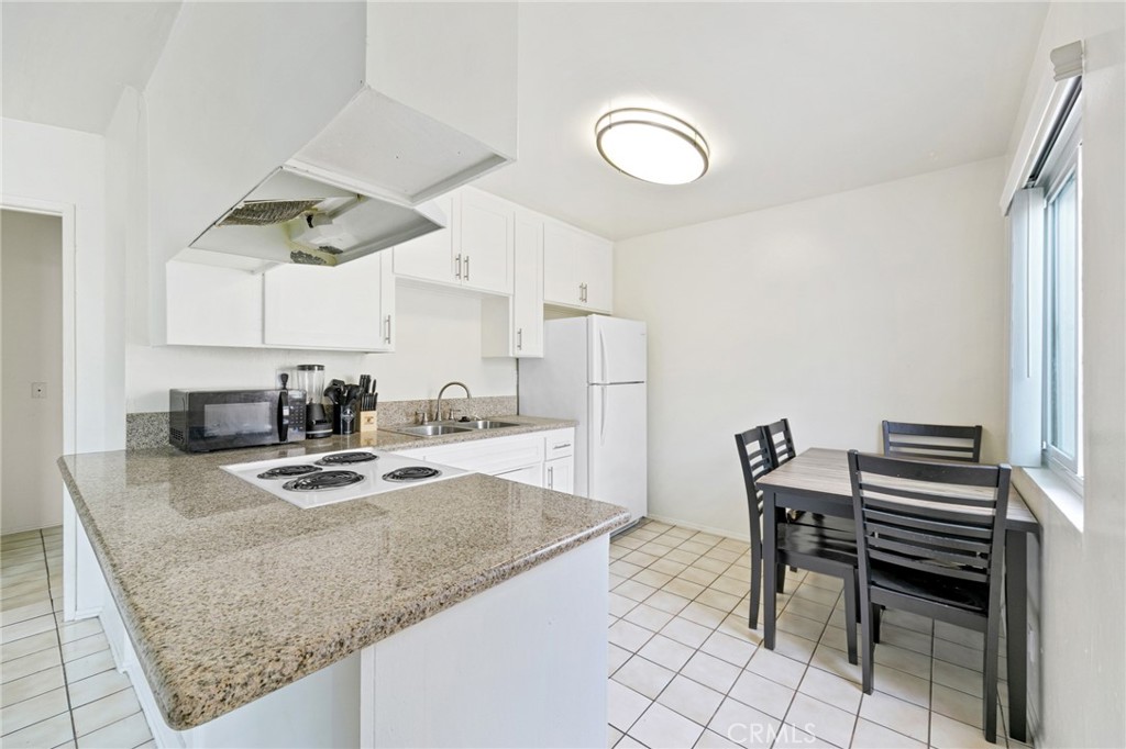 30 W 49th Street