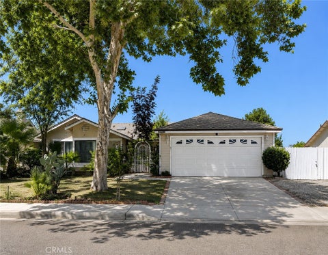 Photo of 37913 Janus DR, Palmdale, CA 93550 (MLS # SR26192995)