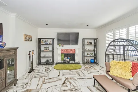 11742 11742 215th St Unit 8, Lakewood, CA 90715 - MLS#: TR25229486