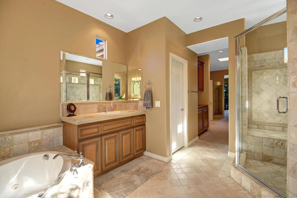 The Palms - Residential