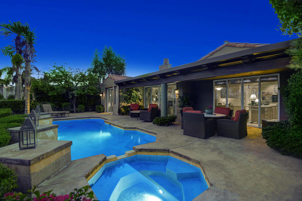 The Palms - Residential