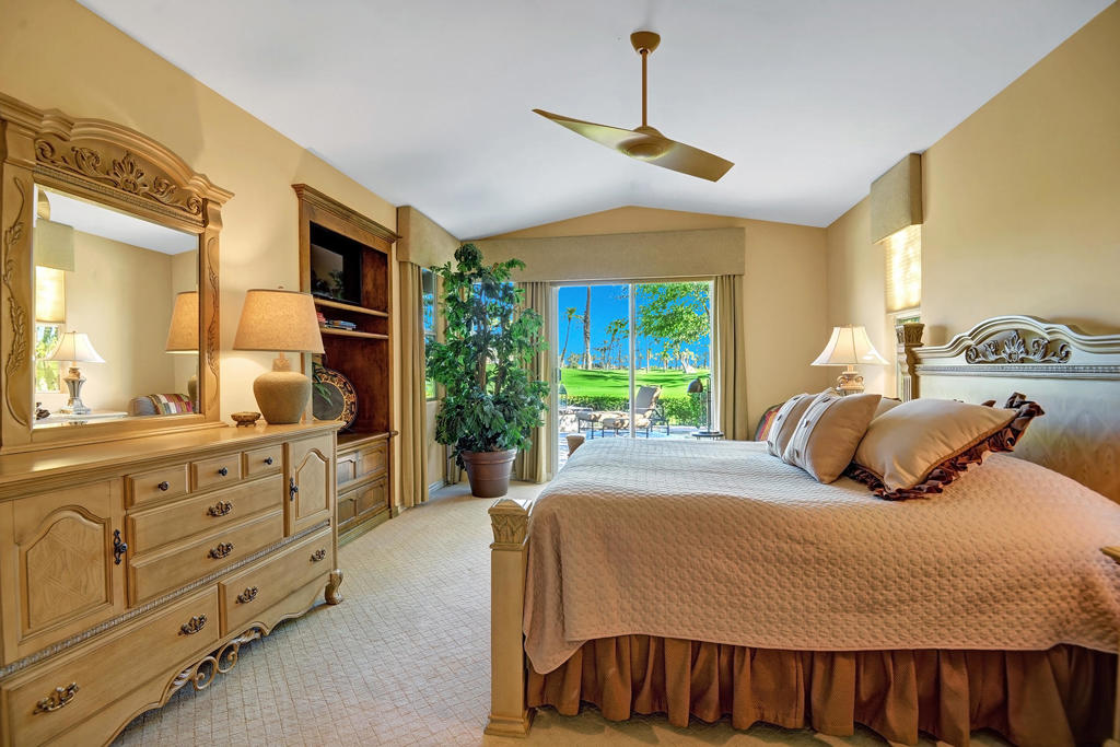 The Palms - Residential