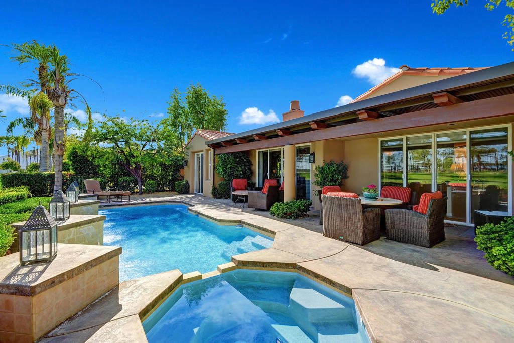 The Palms - Residential