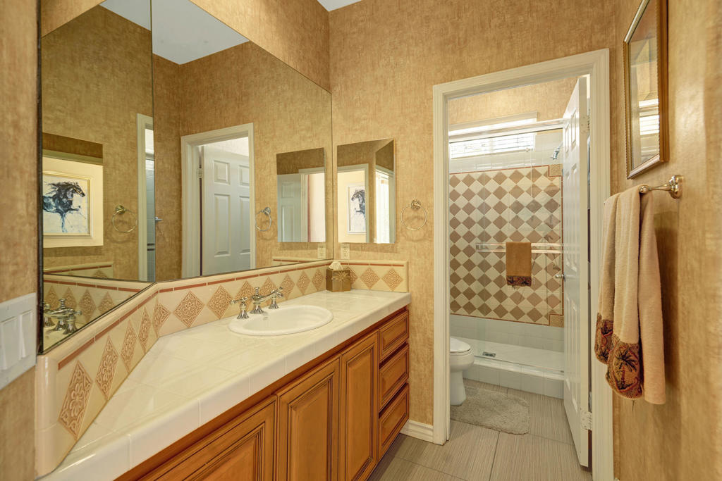 The Palms - Residential