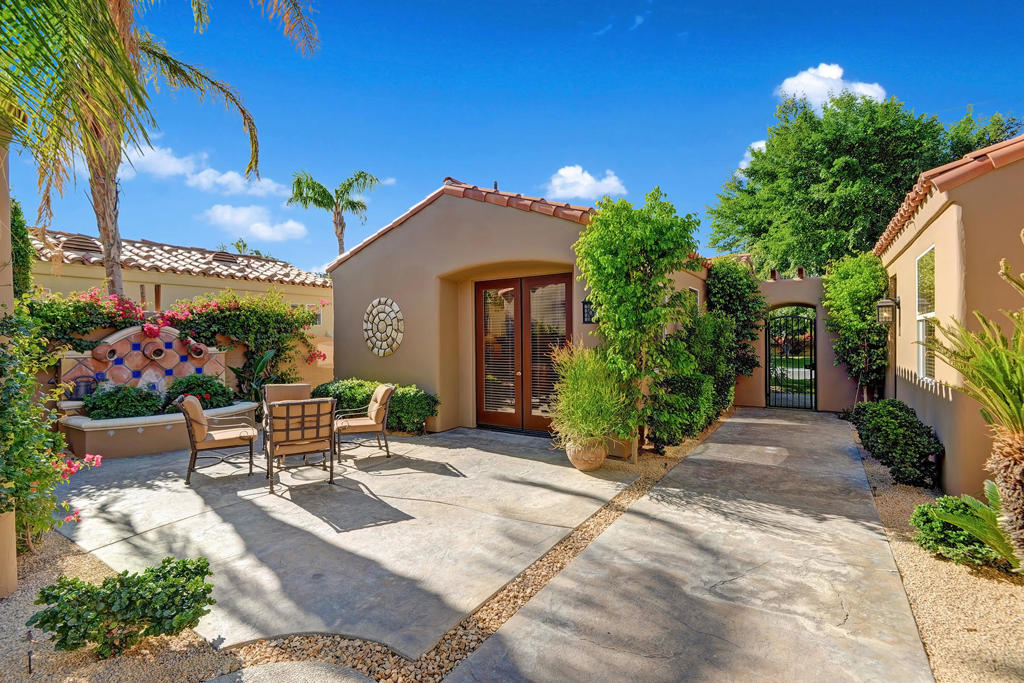 The Palms - Residential