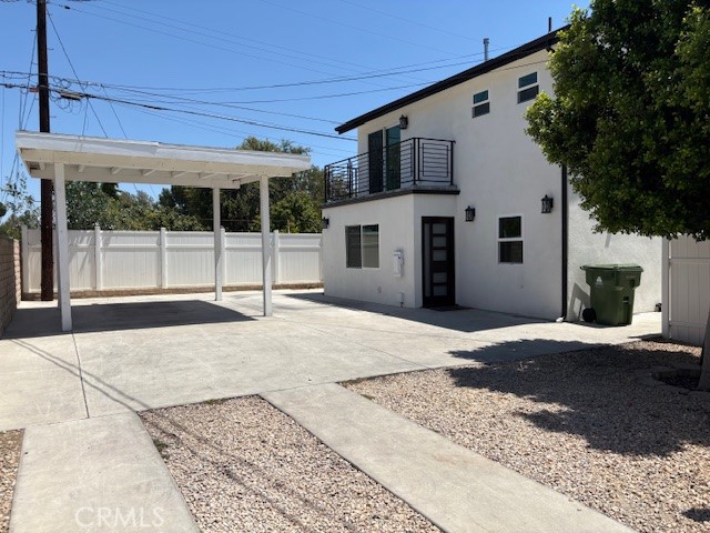 NEWER ADU, BUILD IN 2022--4 BR & 2 BATHS----GREAT FLOOR PLAN--BRIGHT & AIRY--1 BR & BA DOWNSTAIRS--3 BEDROOMS & 1 BA UPSTAIRS--
1 CAR COVERED CARPORT PARKING + ADDITIONAL SPACES--KITCHEN WITH QUARTZ COUNTER TOP AND STAINLESS STEEL APPLIANCES. INCLUDED ARE: STOVE, REFRIGERATOR, MICROWARE, STACKABLE WASHER & DRYER--WINDOW COVERINGS--A MUST SEE TO APPRECIATE.