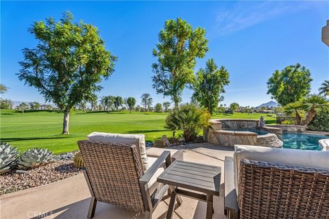 Photo of 360 Tomahawk Dr, Palm Desert, CA 92211 (MLS # OC25276871)