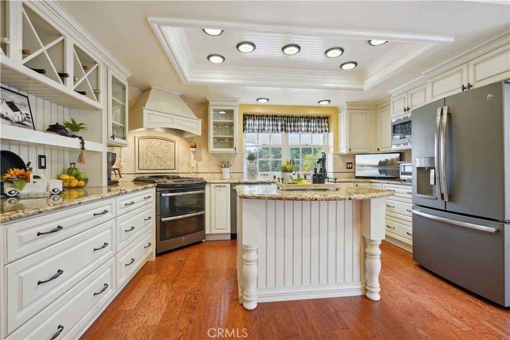 21702 Regal Way
