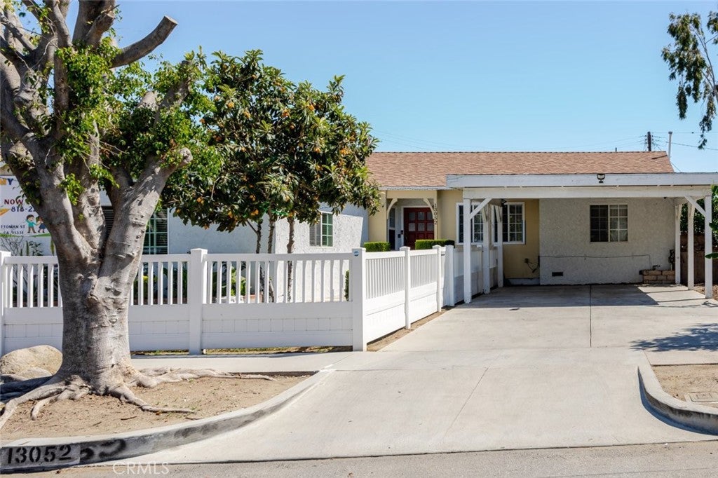 13052 Ottoman Street, Arleta CA 91331