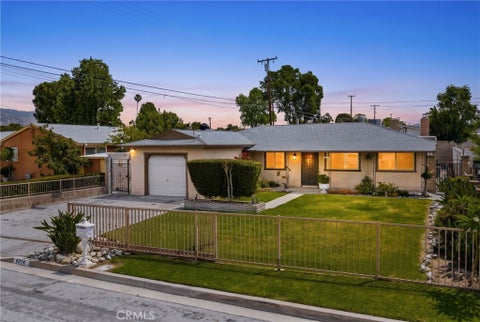 Photo of 6014 N Fairvale Drive, Azusa, CA 91702 (MLS # CV26042966)