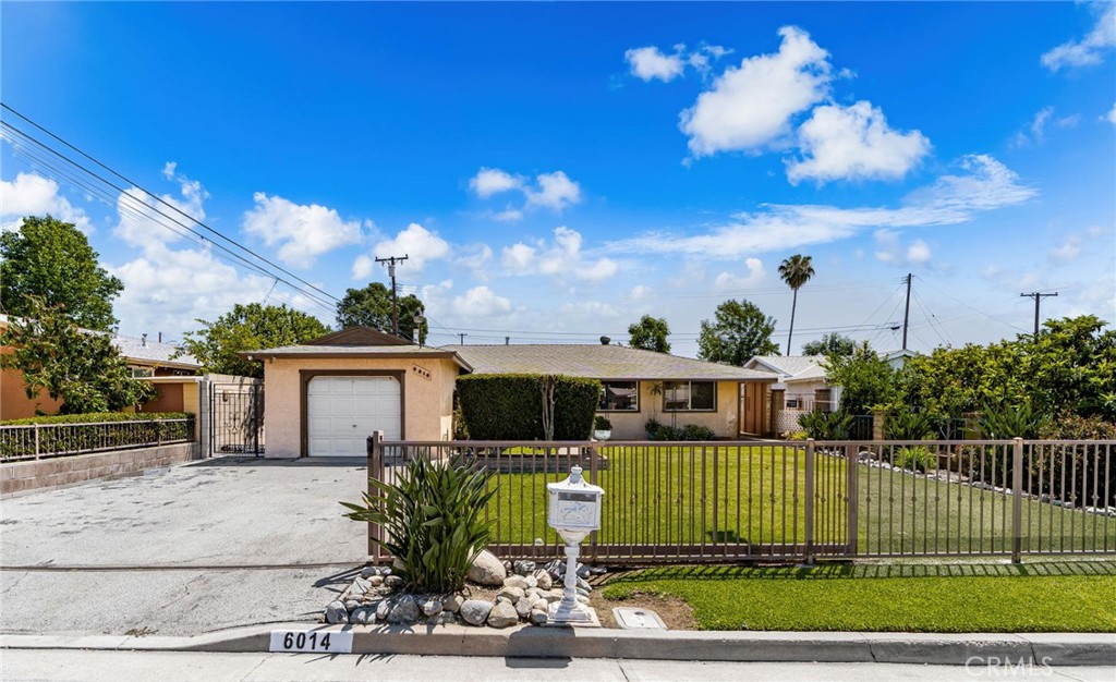 6014 N Fairvale Drive