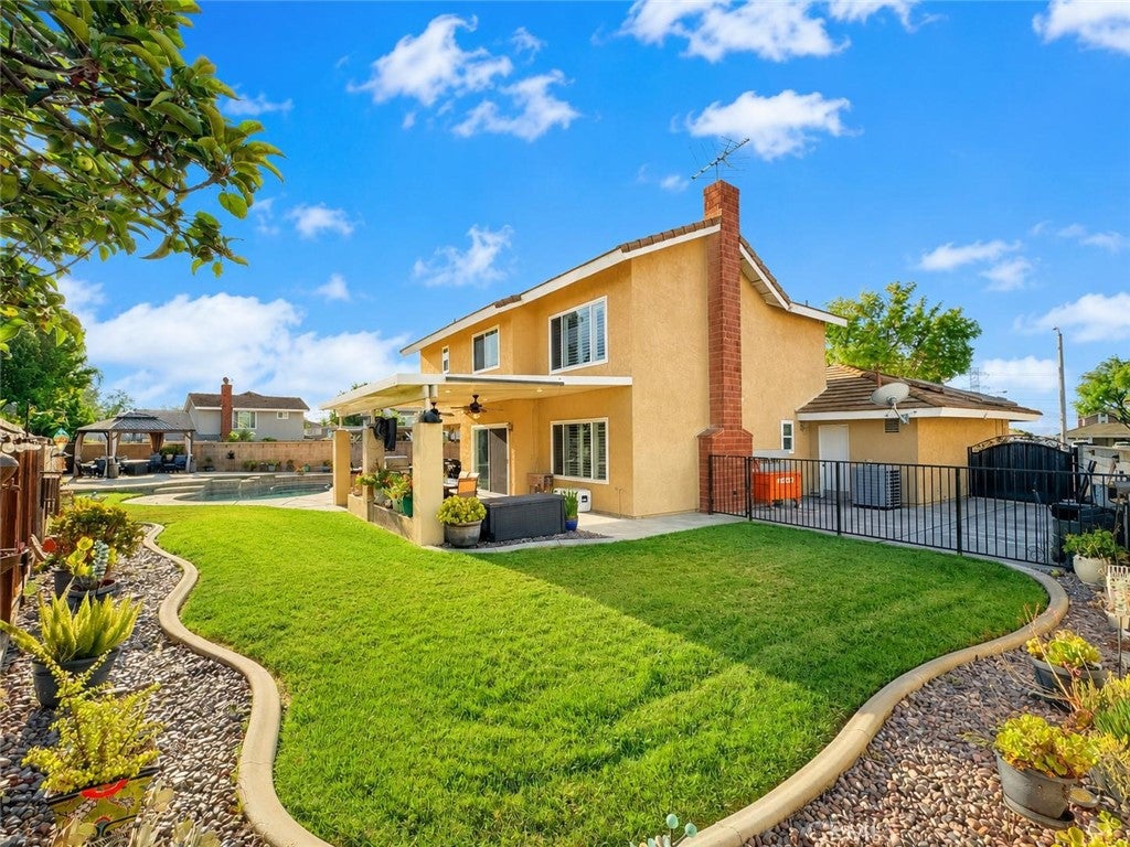 13842 Dartmouth Court