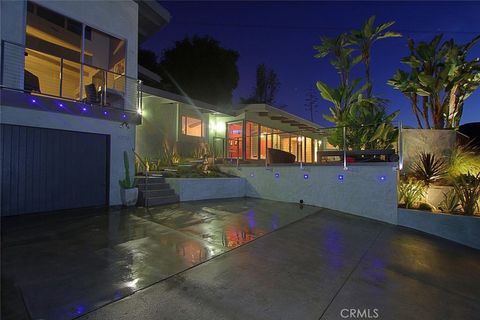 Photo of 2770 Mira Vista Drive, Glendale, CA 91208 (MLS # PF26117325)