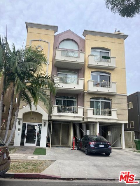 Photo of 1952 Selby Avenue #103, Los Angeles, CA 90025 (MLS # 26648943)