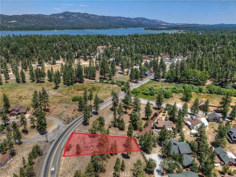 Photo of 39799 Big Bear Boulevard, Big Bear Lake, CA 92315 (MLS # IG25183823)