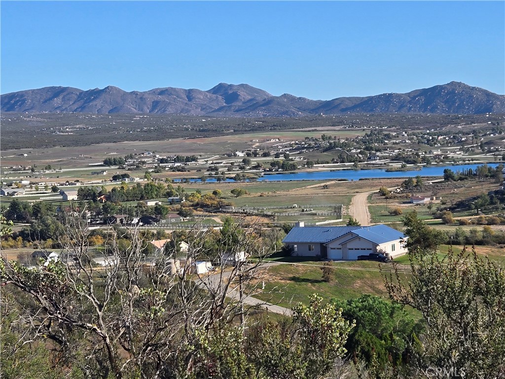 875 Lake Canyon