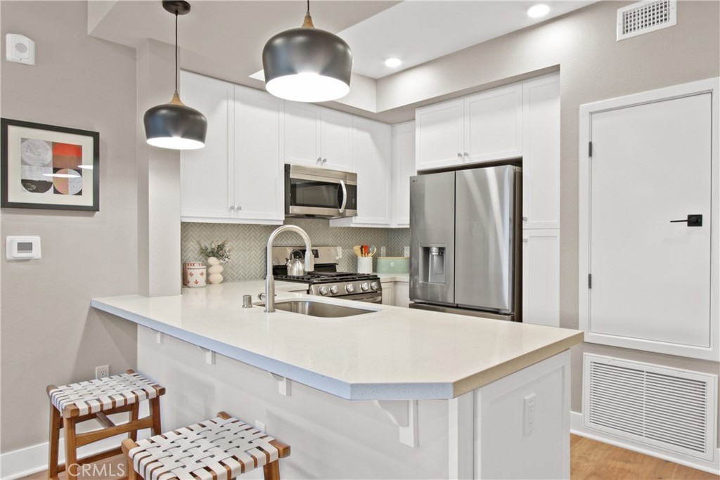 927 Deep Valley Drive 125