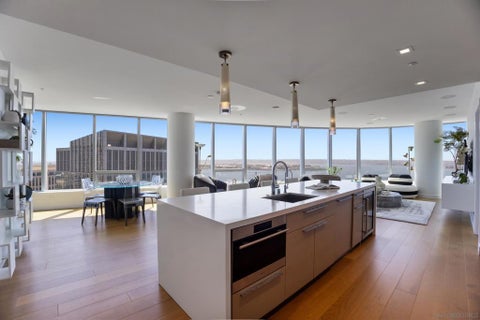 Photo of 888 W E St ST #2602, San Diego, CA 92101 (MLS # 260019298SD)