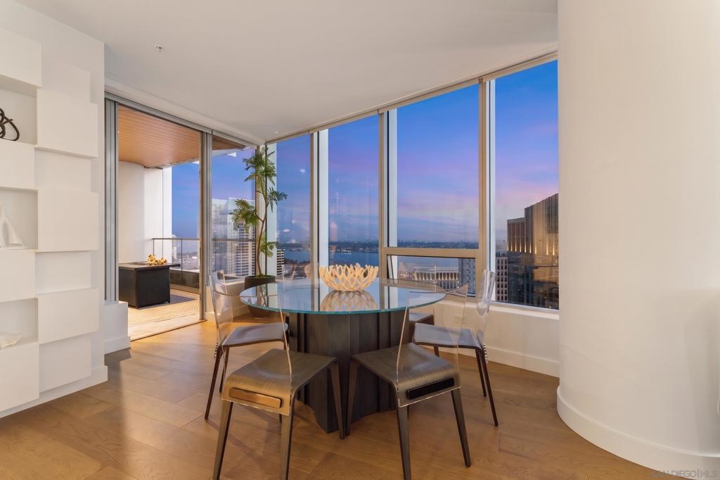 888 W E St 2602