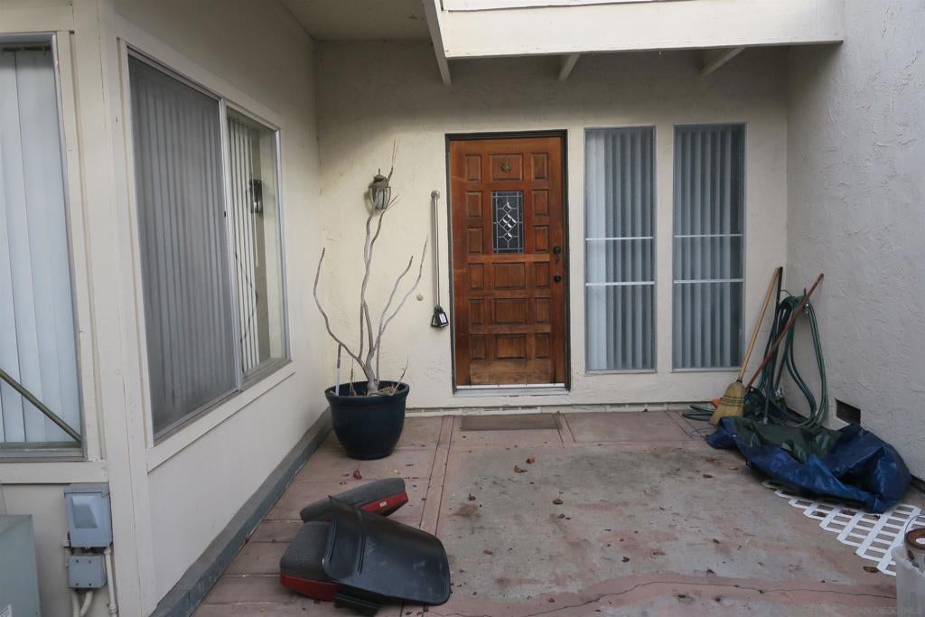 6228 Caminito Salado, San Diego CA 92111