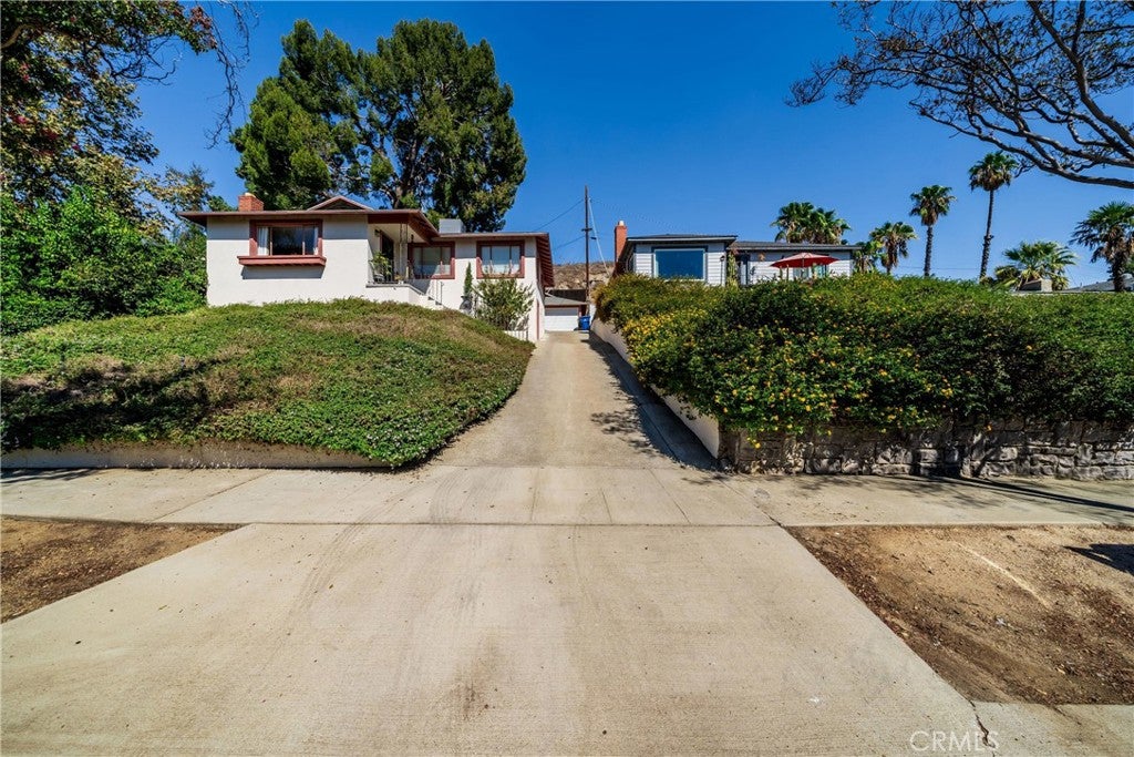 4351 Houghton