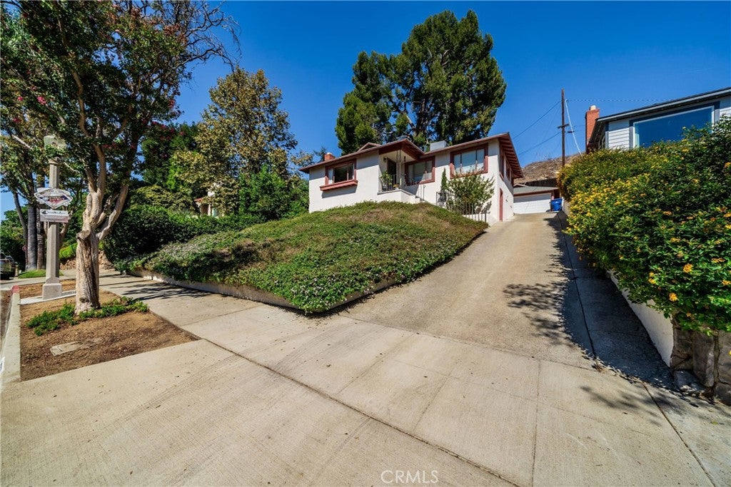 4351 Houghton