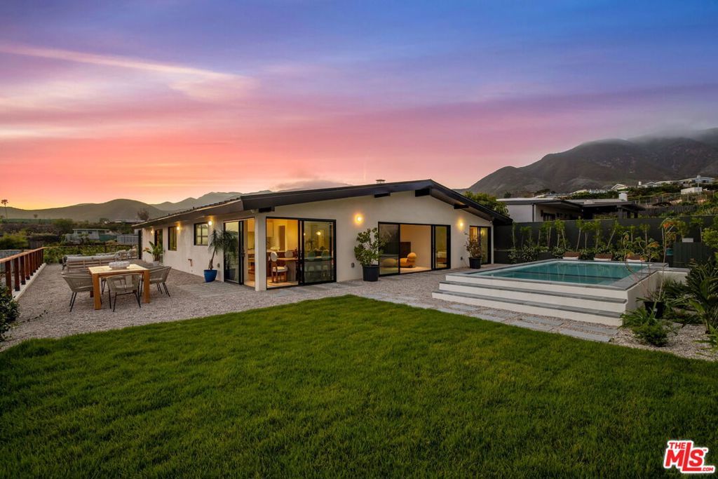 Photo of 3748 Seahorn Drive, Malibu, CA 90265 (MLS # 26718323)
