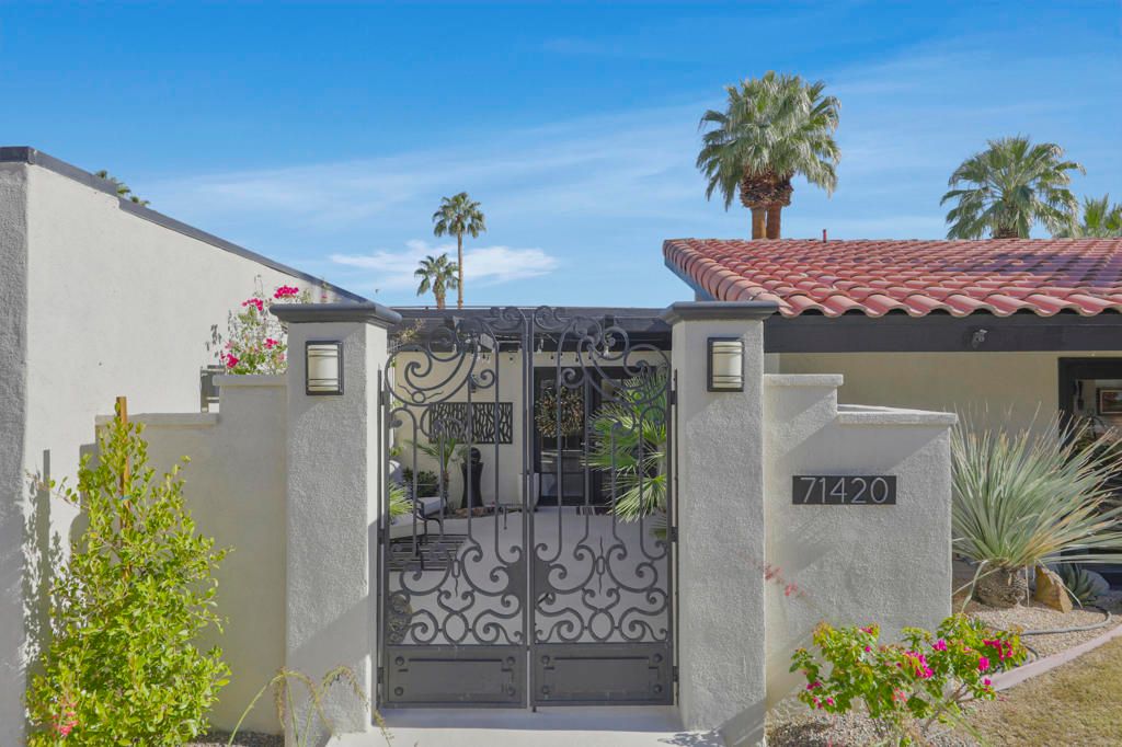 Photo of 71420 Gardess Road, Rancho Mirage, CA 92270 (MLS # 219137258DA)