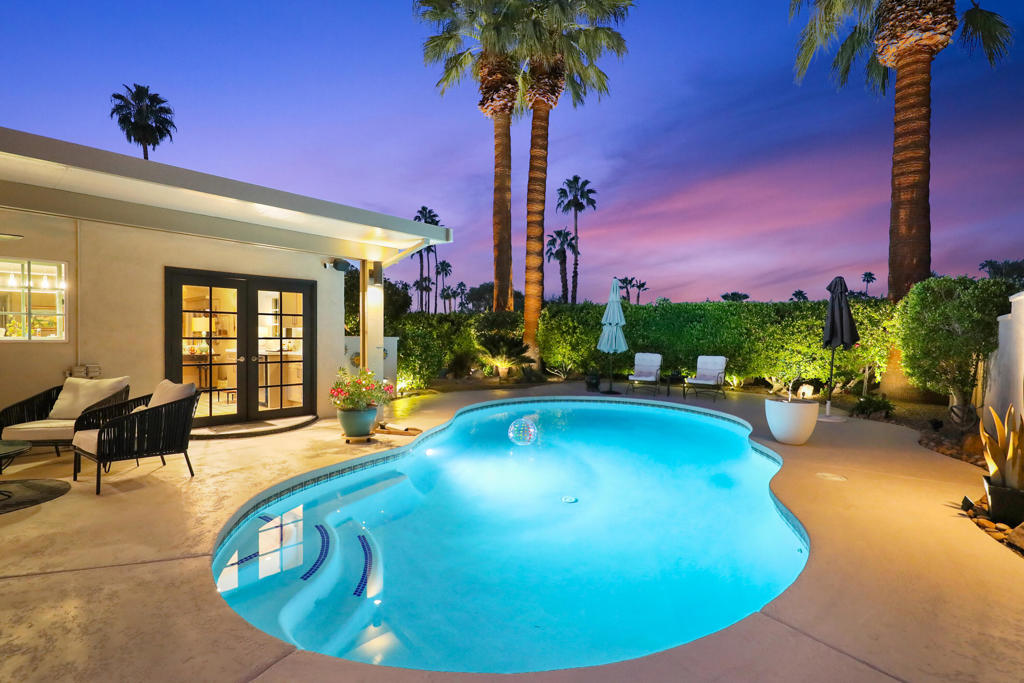 Magnesia Falls Cove - Residential