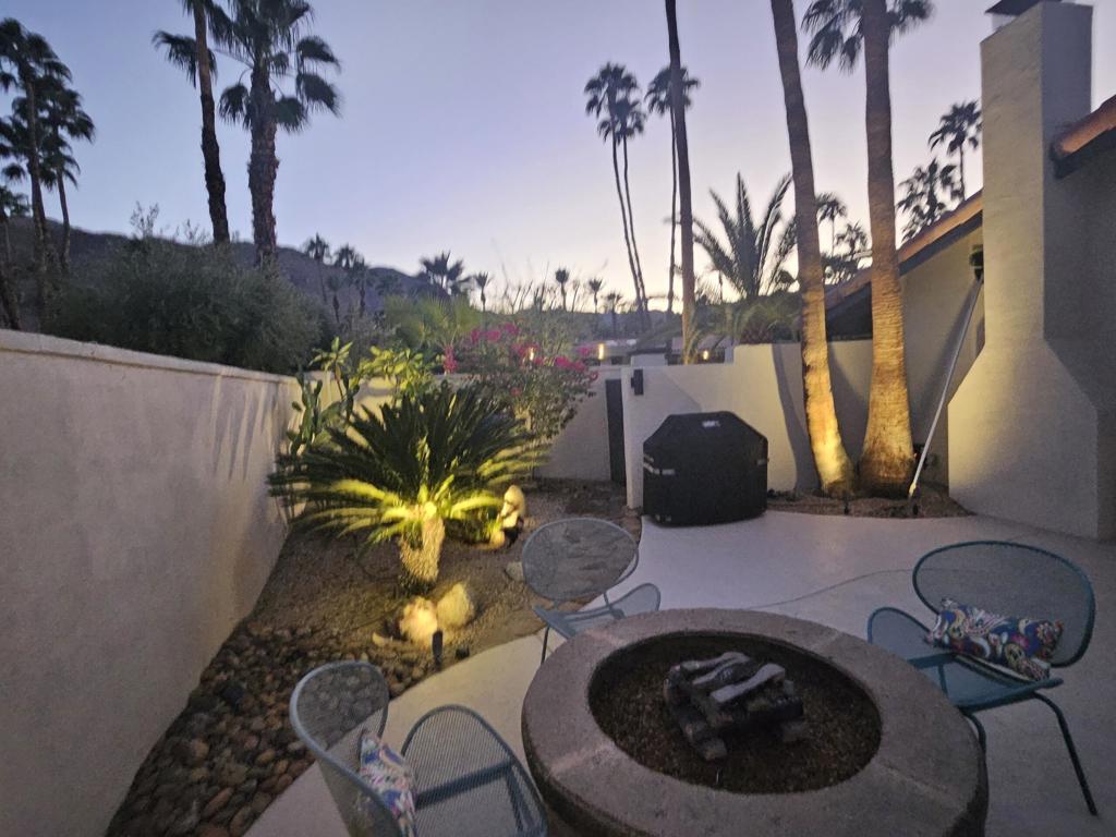 Magnesia Falls Cove - Residential