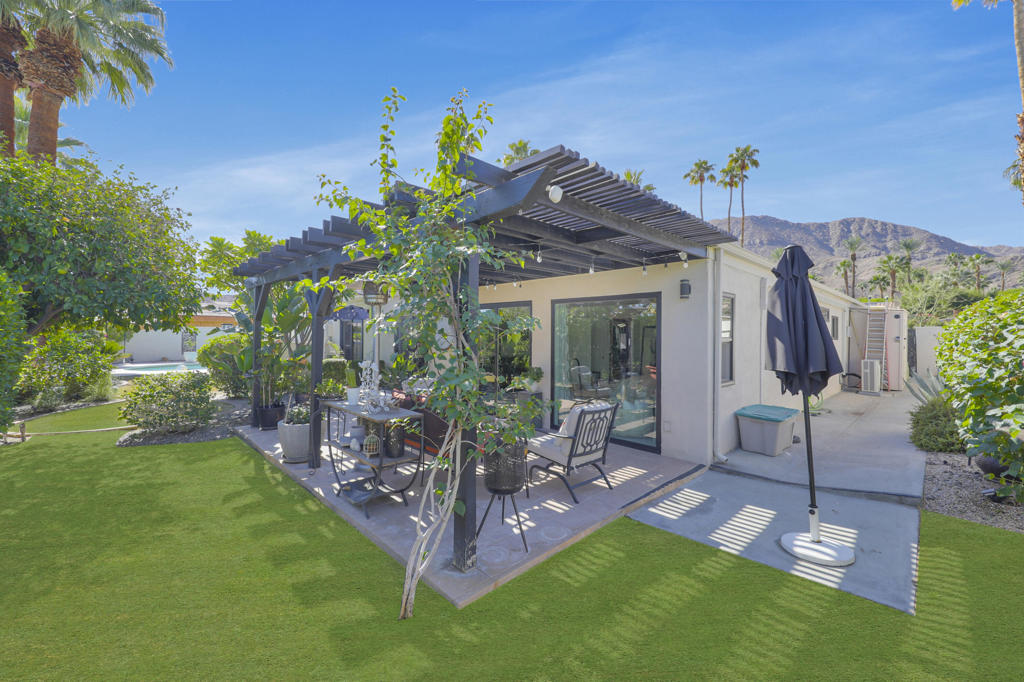 Magnesia Falls Cove - Residential