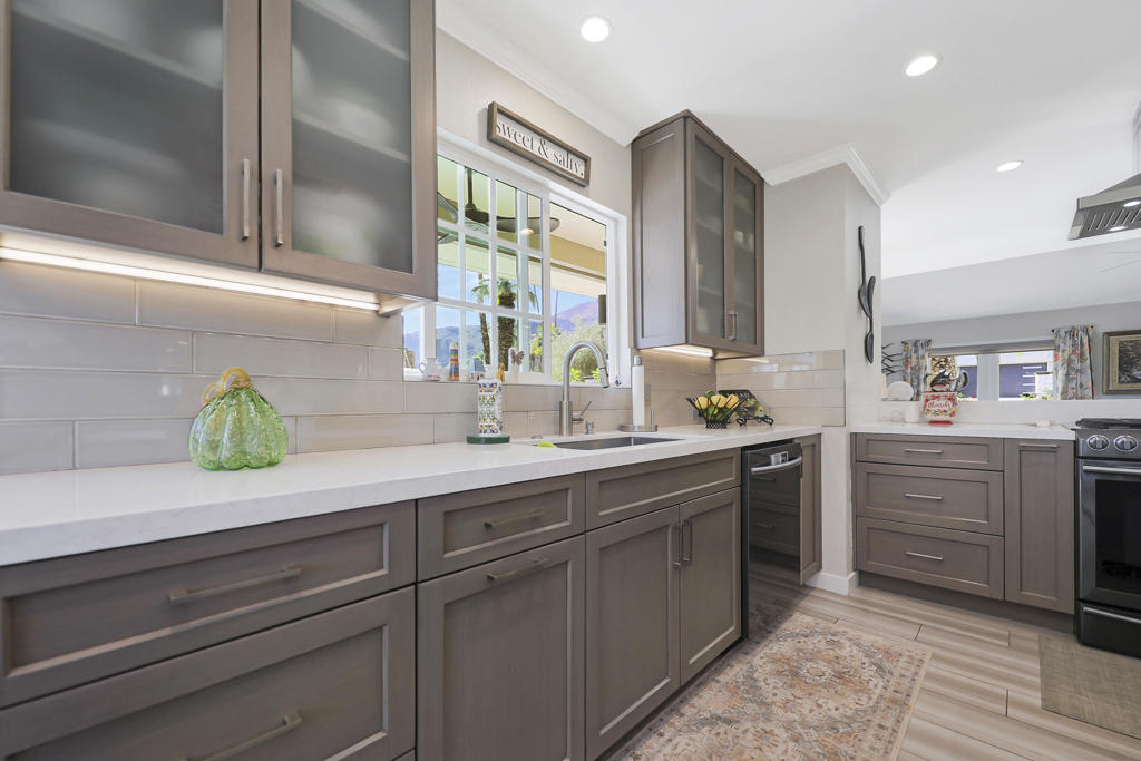 Magnesia Falls Cove - Residential
