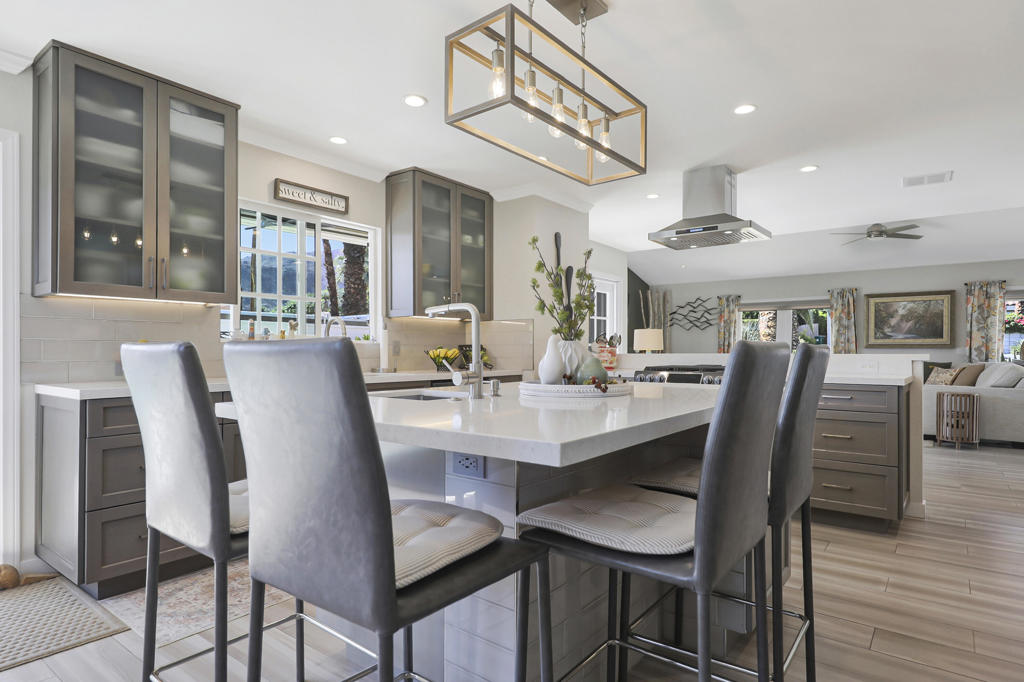 Magnesia Falls Cove - Residential