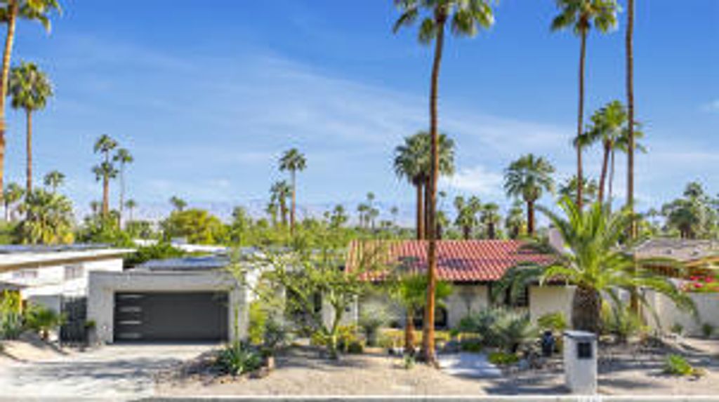 Photo of 71420 Gardess Road, Rancho Mirage, CA 92270 (MLS # 219137258DA)