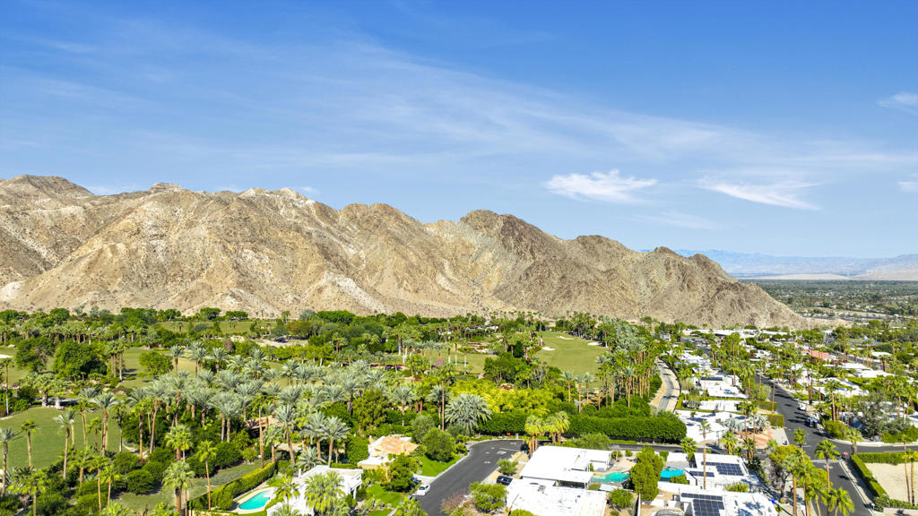 Magnesia Falls Cove - Residential