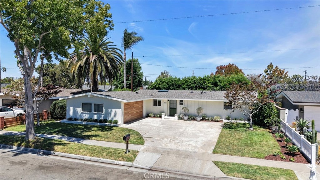 268 E Bay