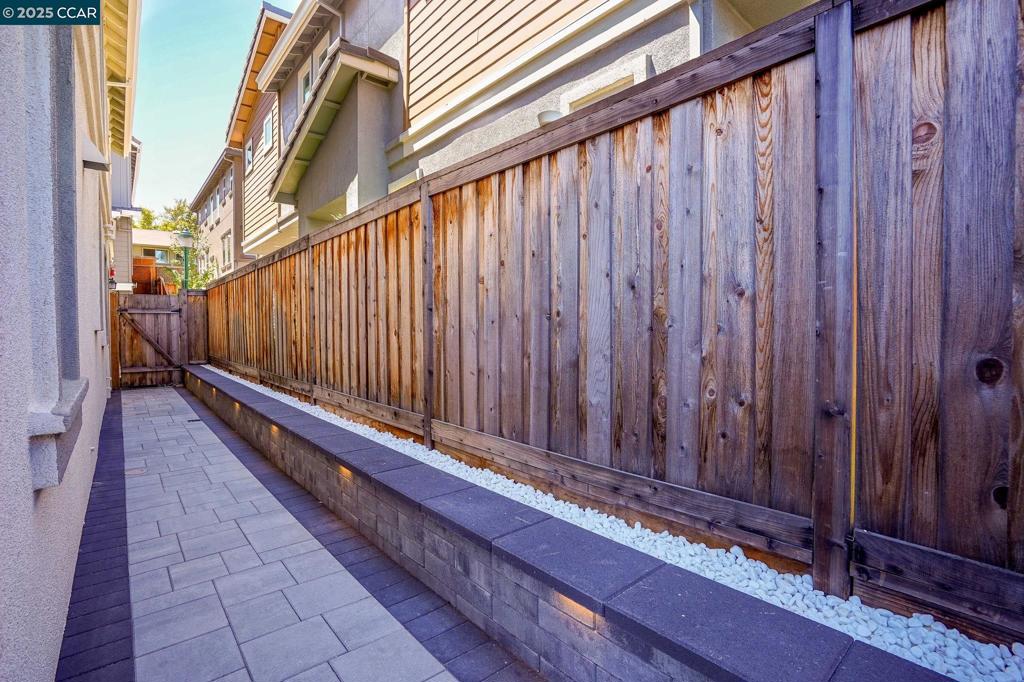 CANTERVILG - Residential Lease