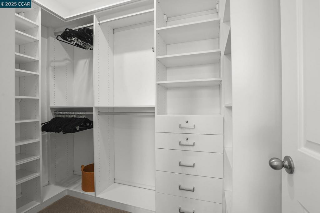 CANTERVILG - Residential Lease