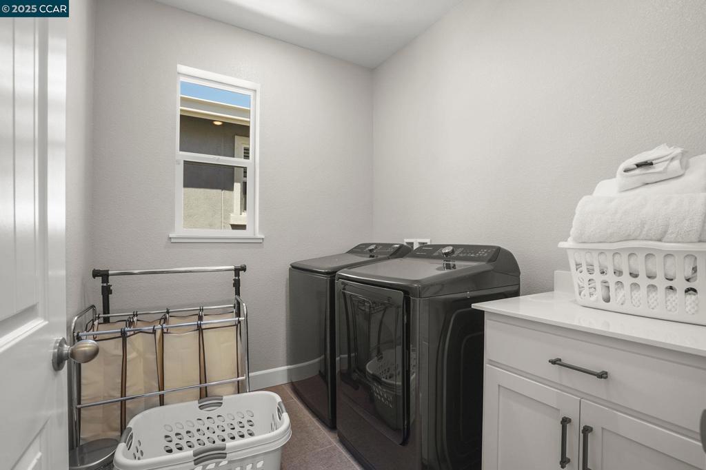 CANTERVILG - Residential Lease