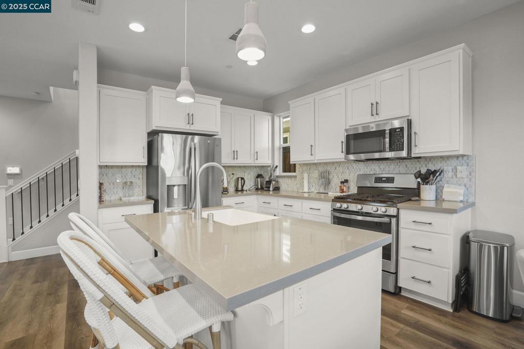 CANTERVILG - Residential Lease