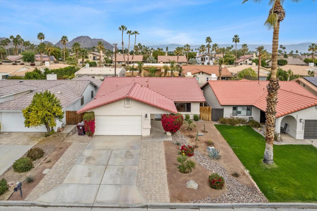 78570 Bottlebrush Drive