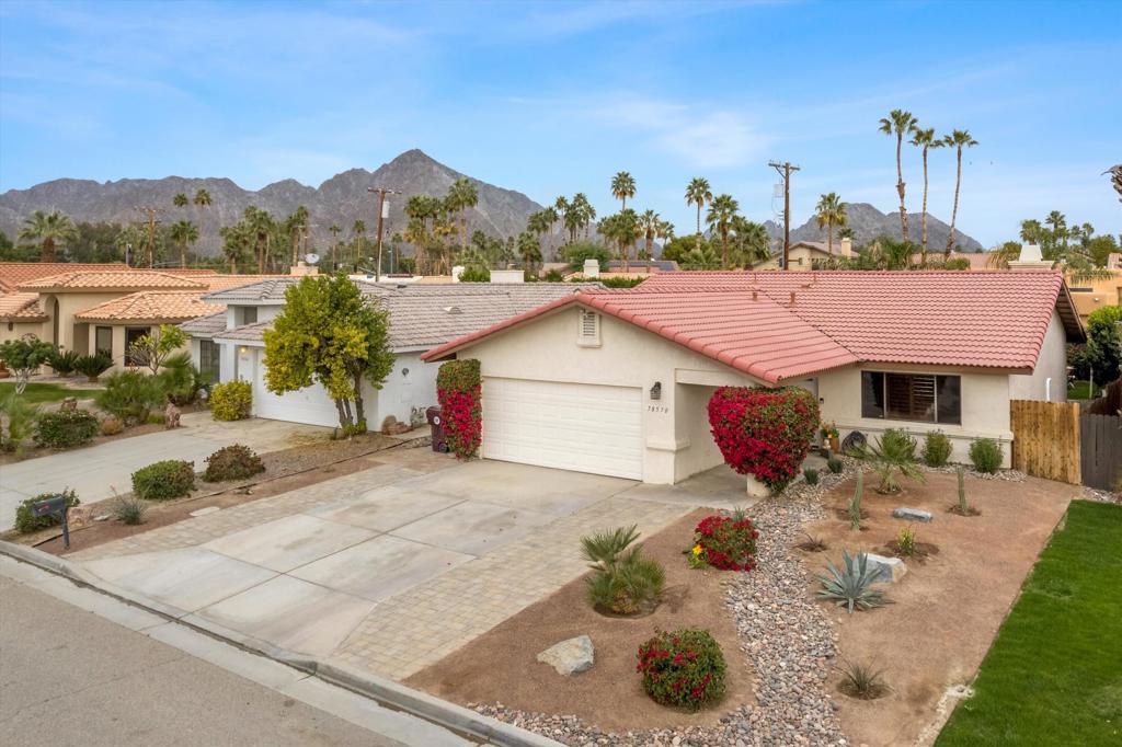 78570 Bottlebrush Drive