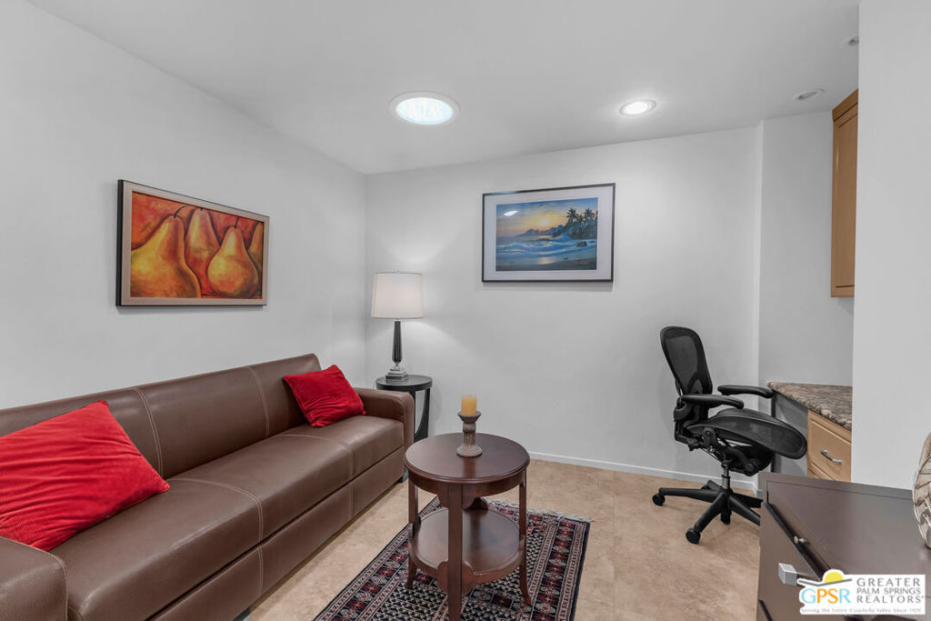 The Springs Country Club - Residential Lease