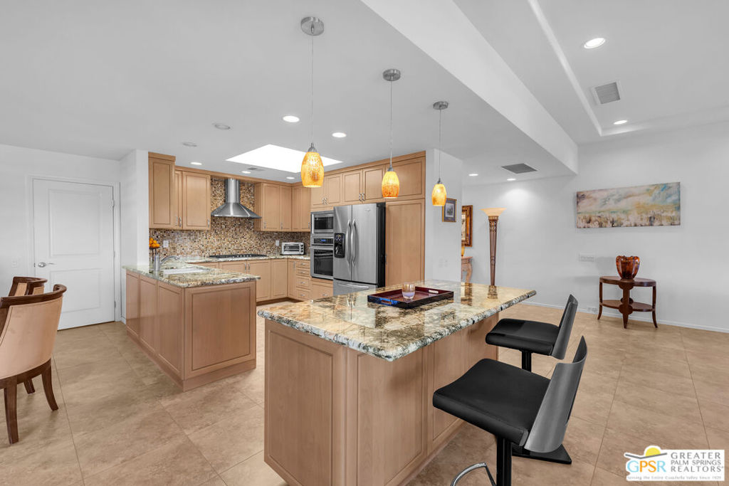 The Springs Country Club - Residential Lease