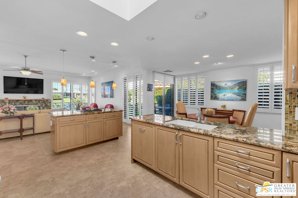 The Springs Country Club - Residential Lease