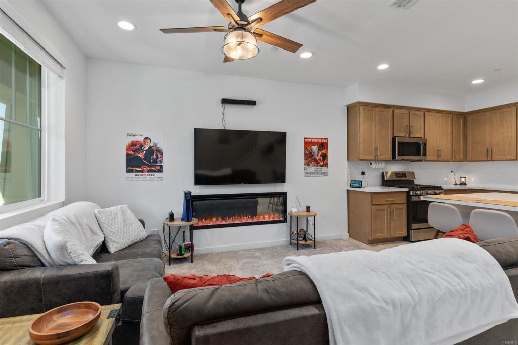39381 Corvina Lane