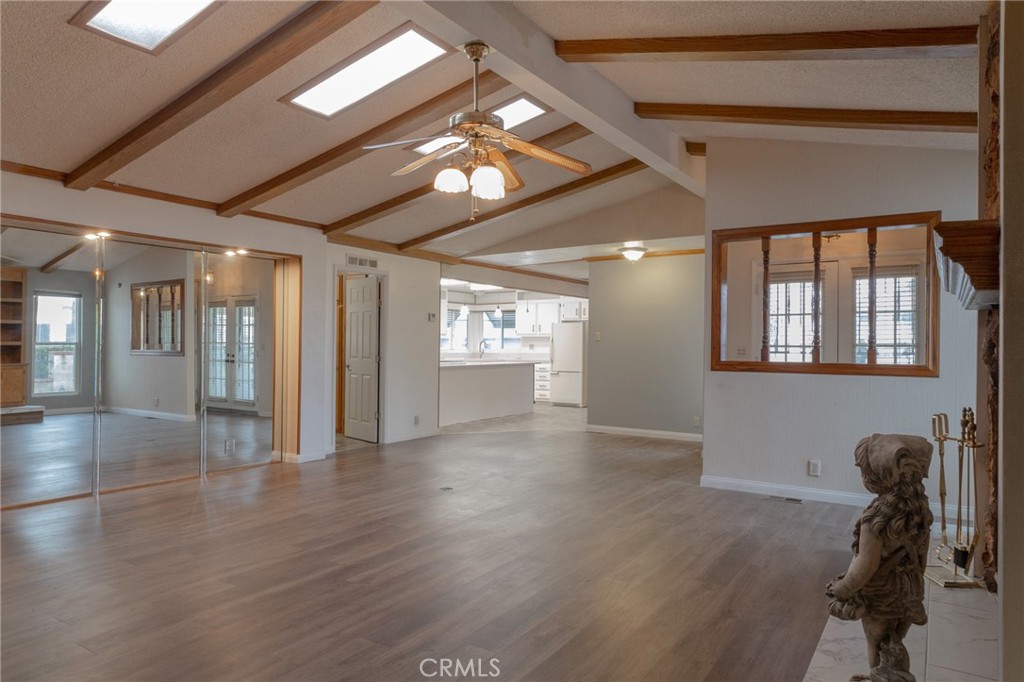 10961 Desert Lawn Drive 86