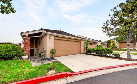 802 W Glenwood Circle, Fullerton, CA 92832 - MLS#: PW26098102